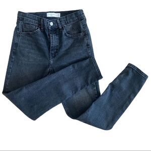 Topshop Jeans. Jamie Style. Medium-Dark Wash. Midrise. Size 28x30 Great Cond!!!